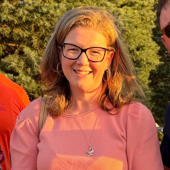 Meet your Posher, Elizabeth - Picture 1 of 1